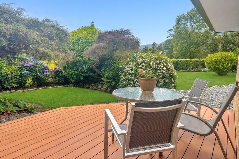 Photo of property in 22 Petersen Road, Harihari, 7884