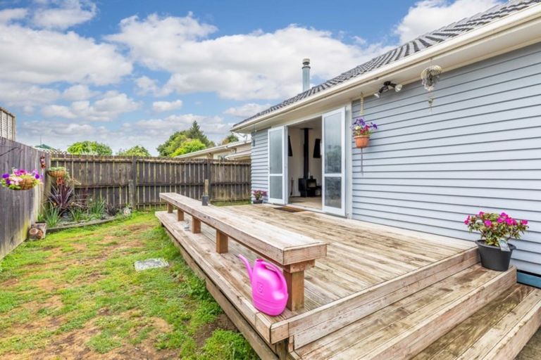 Photo of property in 111a Clevedon Road, Papakura, 2110