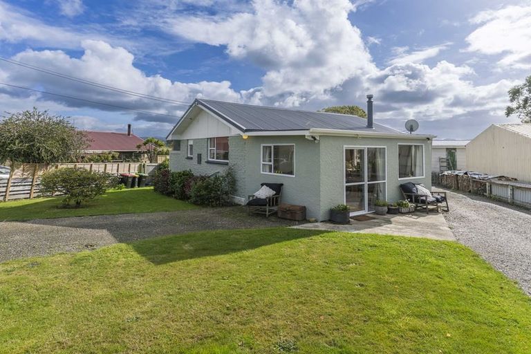 Photo of property in 12 Kerr Street, Karitane, Waikouaiti, 9471