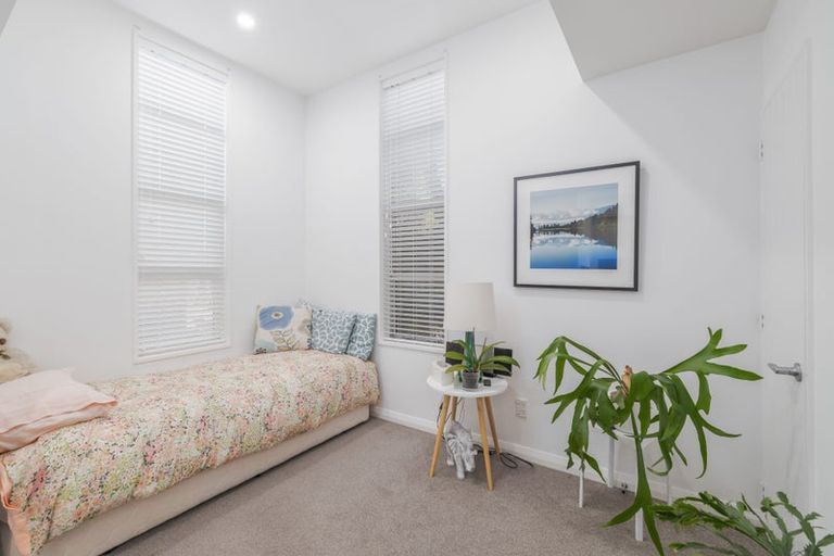 Photo of property in 121c Jeffreys Road, Strowan, Christchurch, 8052