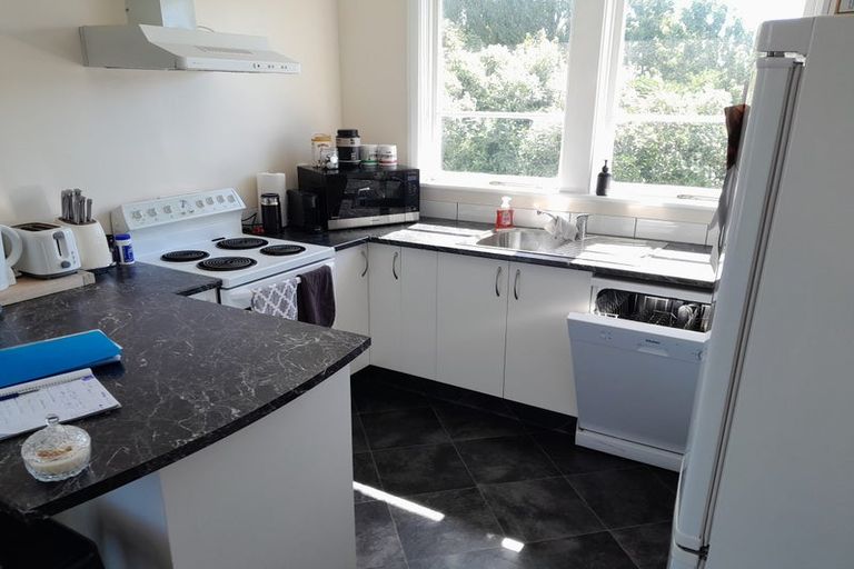 Photo of property in 63 Earls Road, Saint Clair, Dunedin, 9012