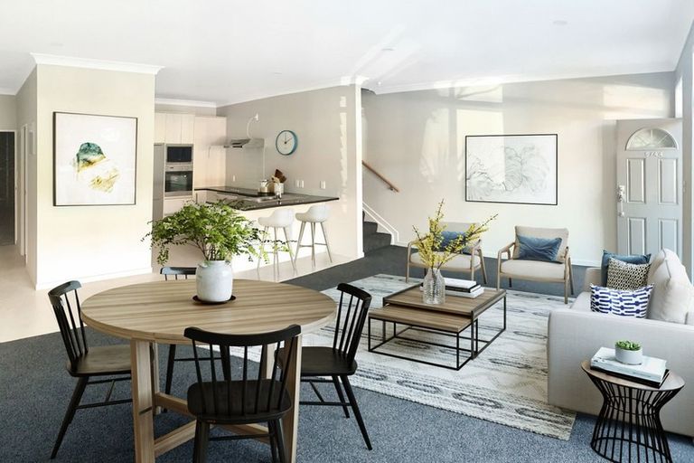 Photo of property in 7/44 Carlos Drive, Flat Bush, Auckland, 2016