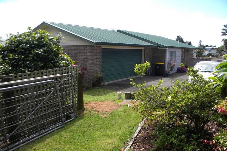 Photo of property in 1 Selwyn Crescent, Ohaupo, 3803