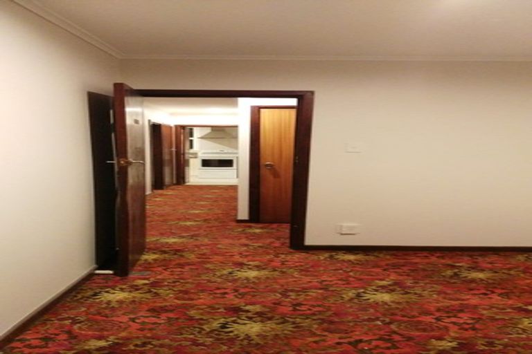 Photo of property in 44 Brandon Road, Glen Eden, Auckland, 0602