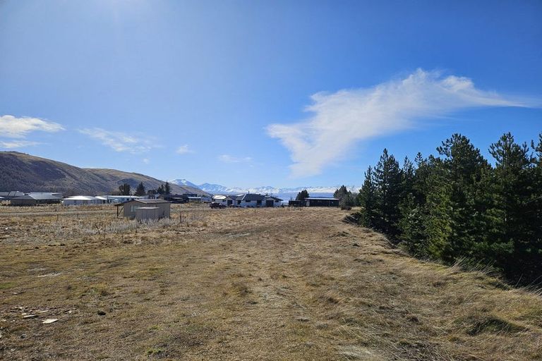 Photo of property in 16 Edwards Lane, Lake Tekapo, 7999