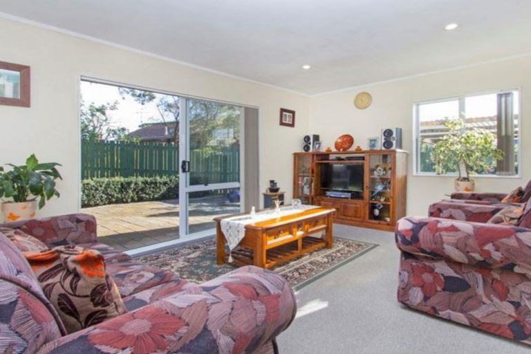 Photo of property in 34a Heathridge Place, Burswood, Auckland, 2013