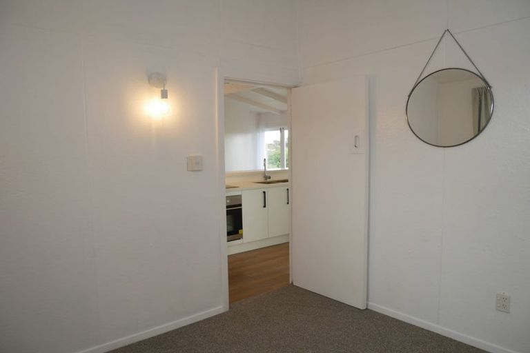 Photo of property in 25 Hemara Street, Waikanae Beach, Waikanae, 5036