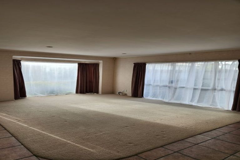 Photo of property in 1/18 Edendale Road, Somerville, Auckland, 2014