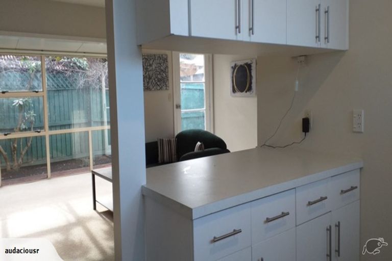 Photo of property in 2/12 Gibbon Street, Sydenham, Christchurch, 8023