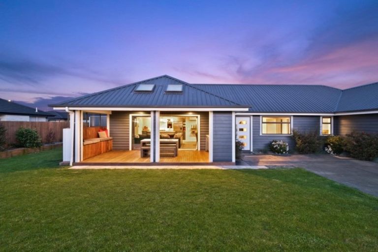 Photo of property in 98 Strauss Drive, Rolleston, 7614