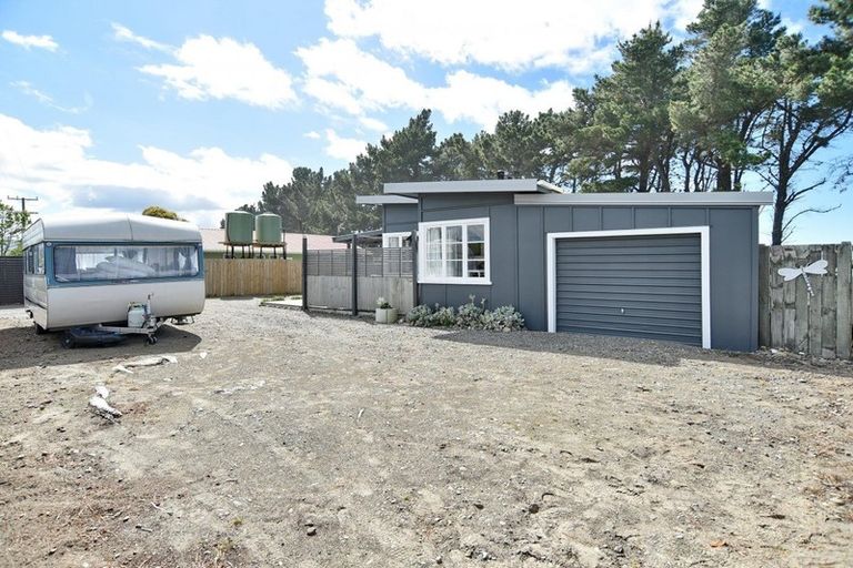 Photo of property in 31 Chamberlain Avenue, Amberley, 7481