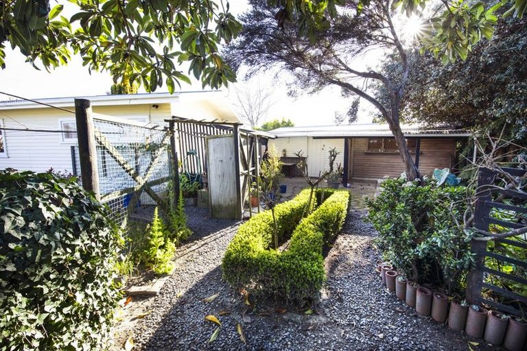 Photo of property in 8 Hitchings Avenue, Onekawa, Napier, 4110