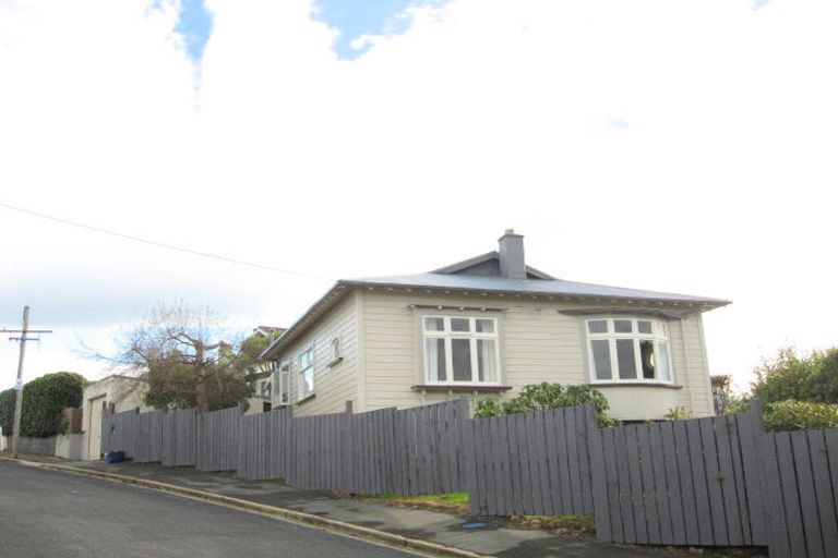 Photo of property in 4 Blair Street, Kenmure, Dunedin, 9011