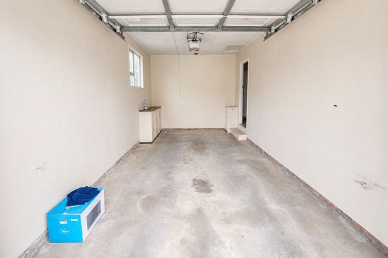 Photo of property in 118 Frankley Road, Frankleigh Park, New Plymouth, 4310