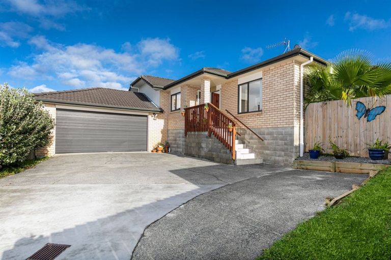 Photo of property in 15 Westglen Place, Ranui, Auckland, 0612