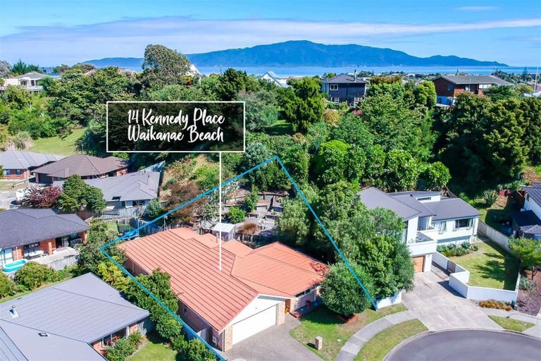 Photo of property in 14 Kennedy Place, Waikanae Beach, Waikanae, 5036