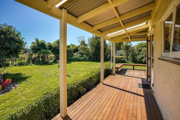 Photo of property in 168 Main Rd Spring Grove, Brightwater, Wakefield, 7095