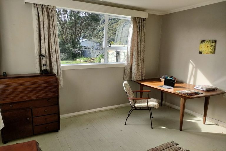 Photo of property in 7 Greenfield Street, Hector, 7822