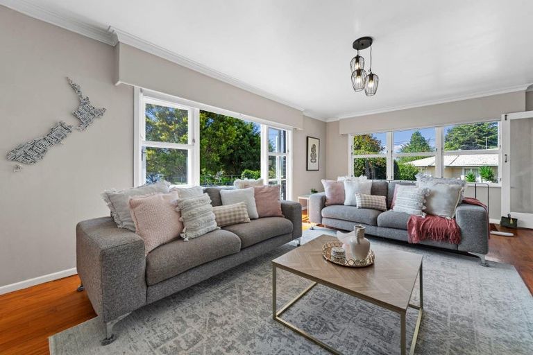 Photo of property in 22 Wharepaina Crescent, Springfield, Rotorua, 3015