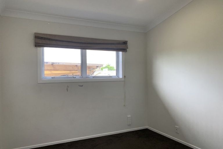 Photo of property in 18 Mckean Avenue, Manurewa, Auckland, 2102