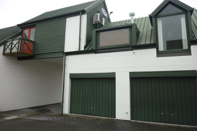 Photo of property in 10/12 Shrewsbury Street, Merivale, Christchurch, 8014
