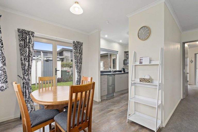 Photo of property in 10 Estate Grove, Inglewood, 4330