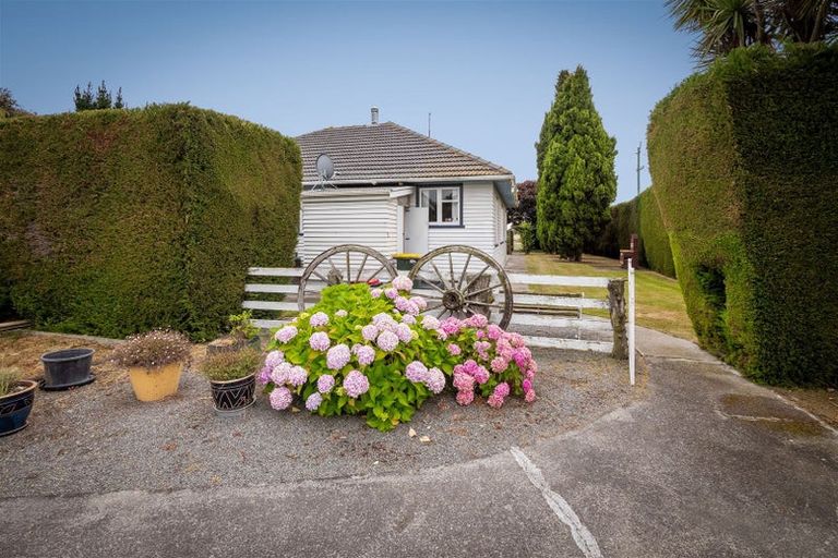 Photo of property in 237 Leeston Road, Springston, Christchurch, 7674