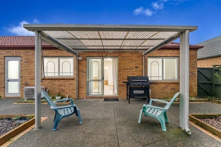 Photo of property in 3 Drummond Drive, Ranui, Auckland, 0612