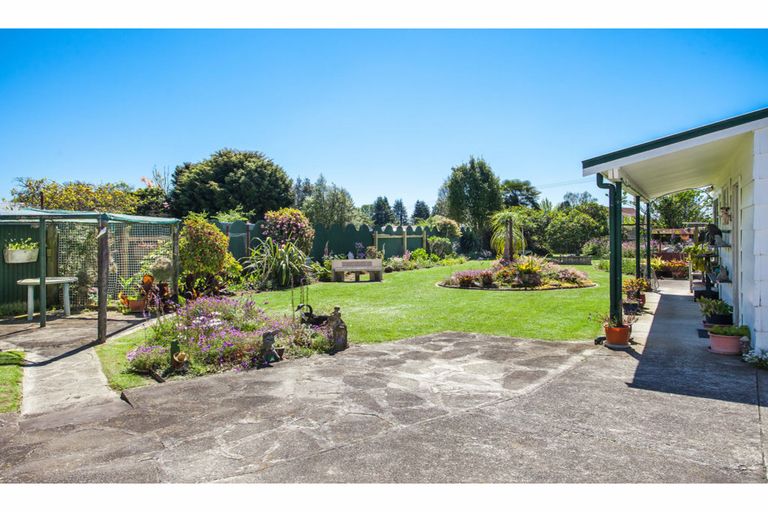 Photo of property in 15 Rimu Street, Edgecumbe, 3120