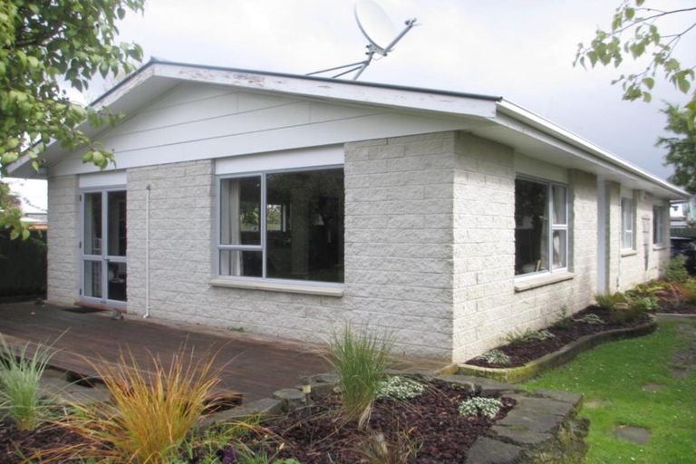 Photo of property in 12a Lockhart Avenue, Milson, Palmerston North, 4414