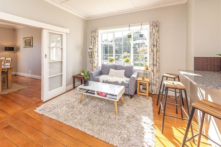 Photo of property in 97 Liverpool Street, College Estate, Whanganui, 4500