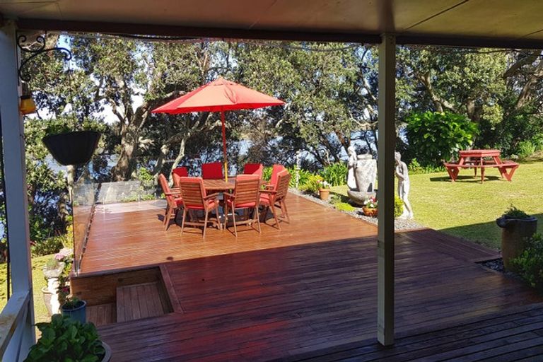 Photo of property in 28 Pohutukawa Drive, Athenree, Katikati, 3177