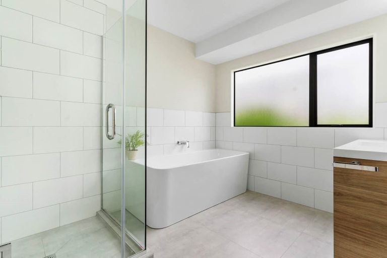 Photo of property in 36a Westerham Drive, Dannemora, Auckland, 2016