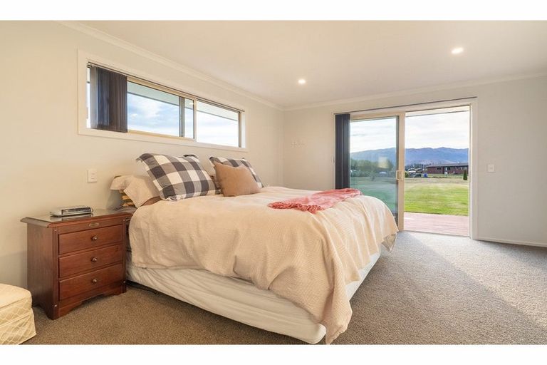 Photo of property in 271 Glen Lyon Road, Twizel, 7901