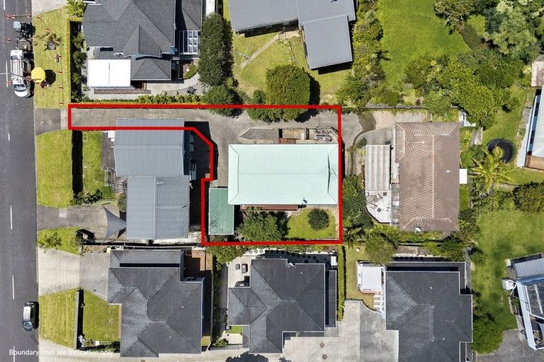 Photo of property in 2/4 Gibraltar Street, Howick, Auckland, 2014