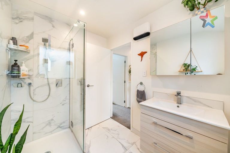 Photo of property in 4e Avon Street, Waterloo, Lower Hutt, 5011