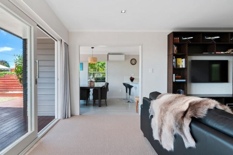 Photo of property in 441 Otumoetai Road, Otumoetai, Tauranga, 3110