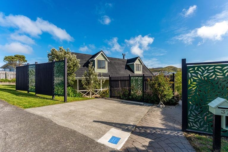 Photo of property in 37 Erris Street, Johnsonville, Wellington, 6037