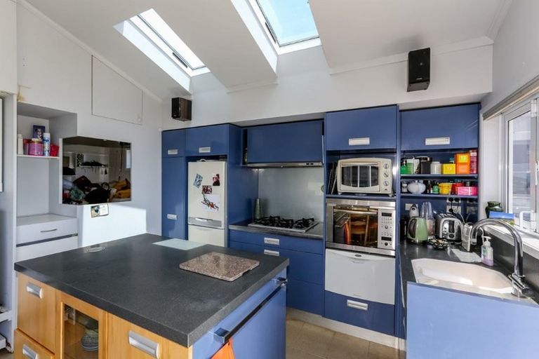 Photo of property in 93 Buller Street, New Plymouth, 4312