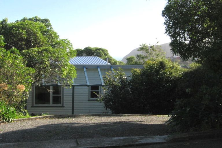 Photo of property in 120 Motuhara Road, Plimmerton, Porirua, 5026