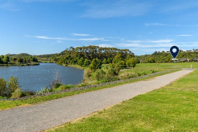 Photo of property in 158 Lakes Boulevard, Pyes Pa, Tauranga, 3112
