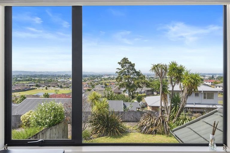 Photo of property in 39 Saralee Drive, Manurewa, Auckland, 2105