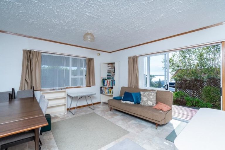 Photo of property in 8 Merehai Place, Snells Beach, 0920