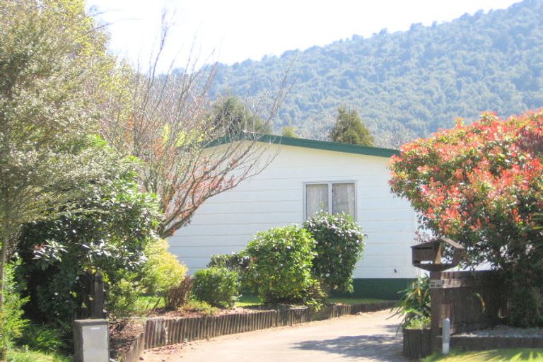Photo of property in 6 Marcasite Place, Pukehangi, Rotorua, 3015