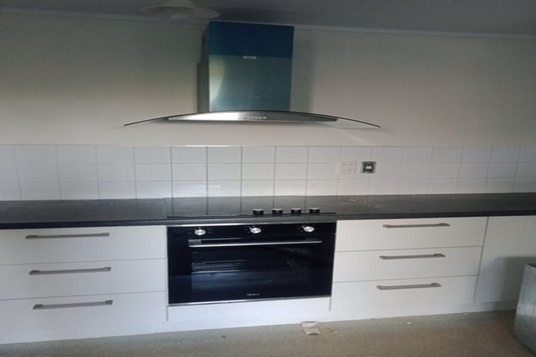 Photo of property in 15 Verran Road, Birkenhead, Auckland, 0626