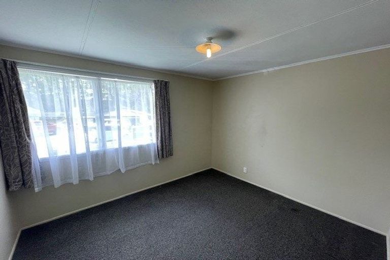 Photo of property in 1102 Kaipara Coast Highway, Kaukapakapa, 0873