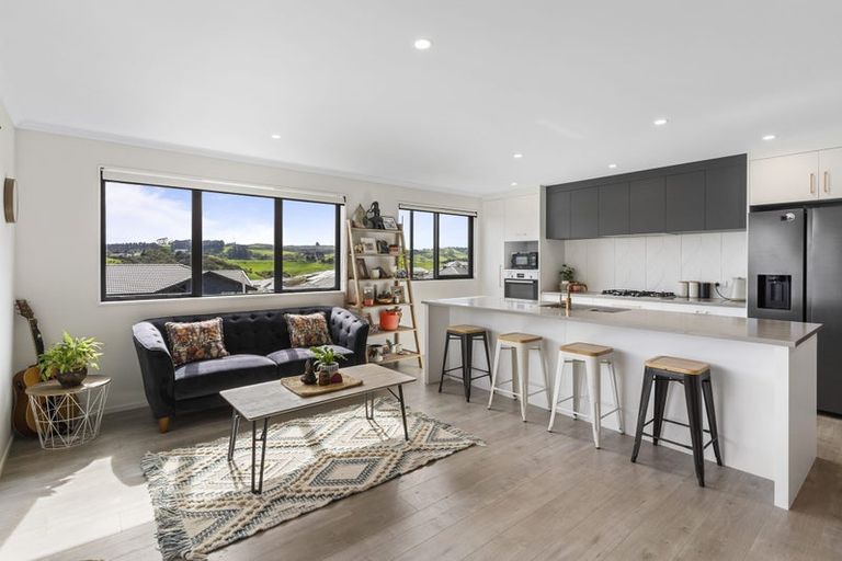 Photo of property in 150 Harriet Johnston Drive, Pokeno, 2402