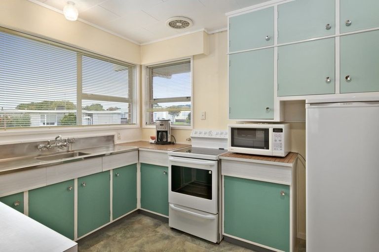 Photo of property in 6 Cardiff Street, Levin, 5510