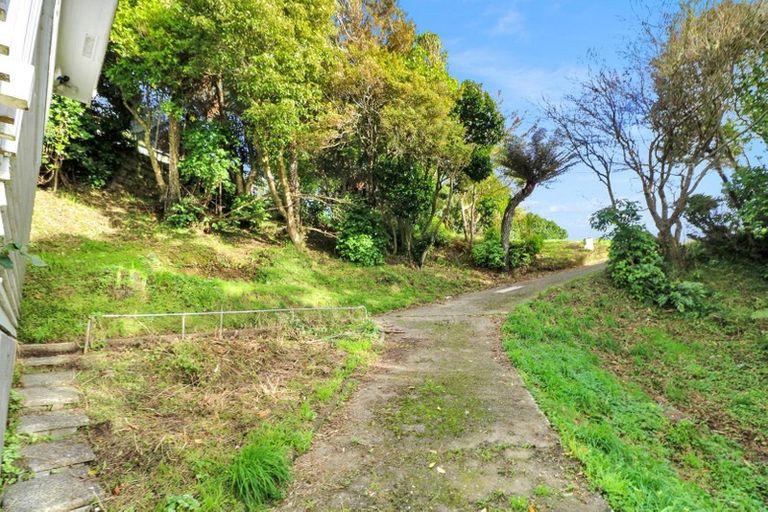 Photo of property in 12 Lytton Street, Wadestown, Wellington, 6012