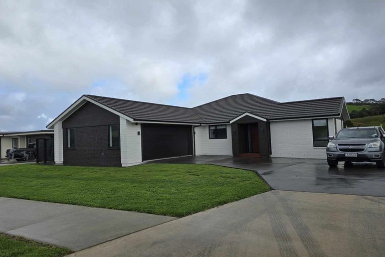 Photo of property in 38 Admiralty Drive, Haruru, 0204